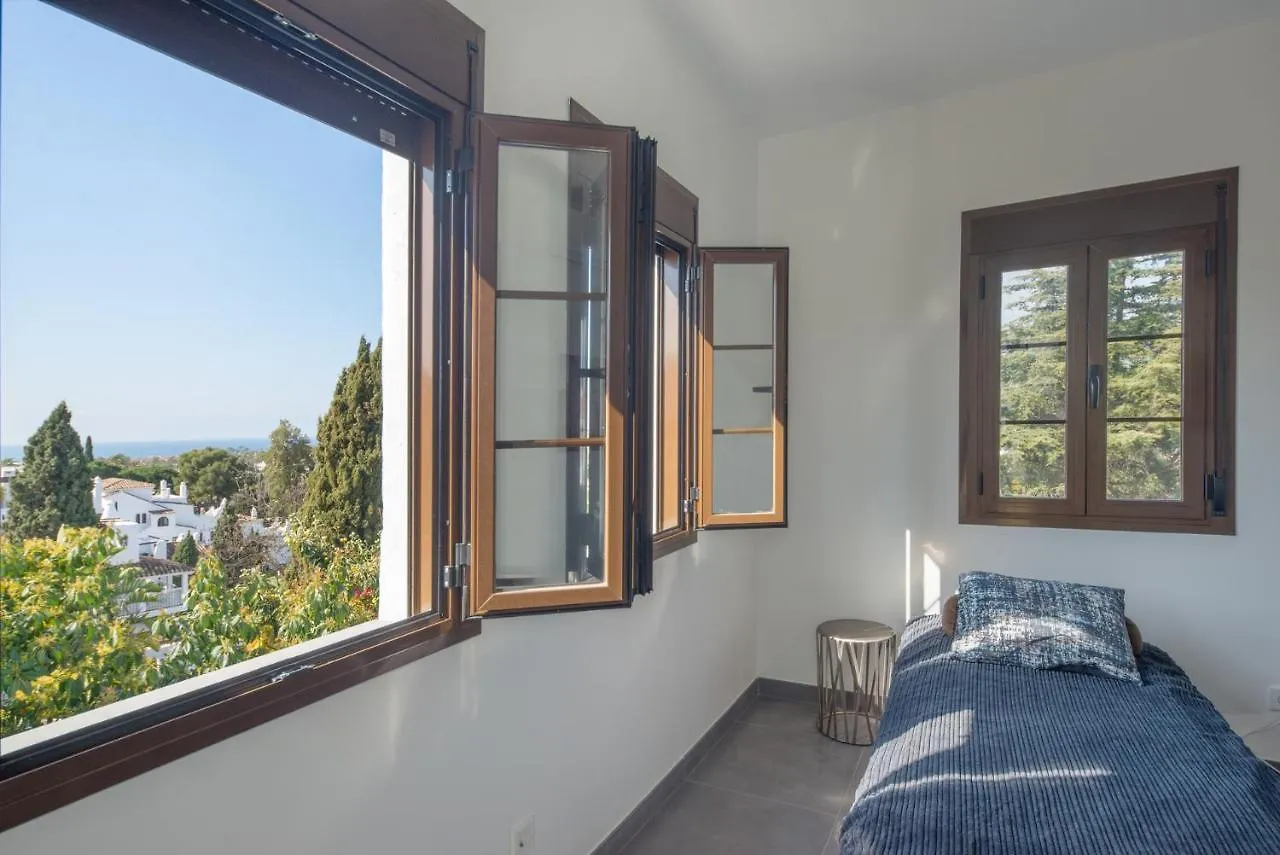 Aldea Blanca Luxury Townhouse Villa Marbella Semesterbostad